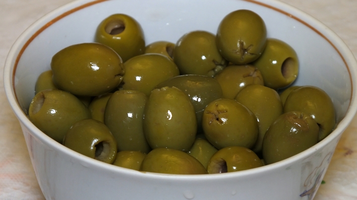 Экономист назвала 3 продукта, которые могут подорожать из-за обвала рубля