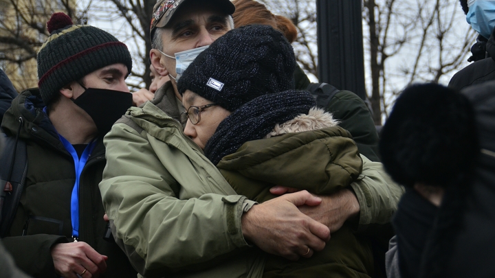 Тулянцев о беспорядках в Казахстане: Задача Запада - отвлечь Москву от большой игры