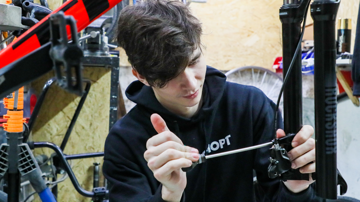 Decathlon откроется в России под новым названием