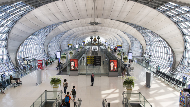 Жительница Краснодара, застрявшая в аэропорту Бангкока, вернулась домой