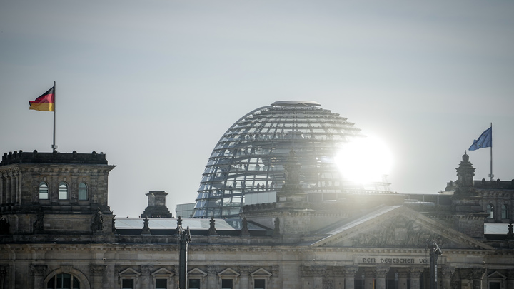 Полетели над рейхстагом, Россия!: Кто этот смелый украинец, поднявший 9 мая в Берлине русский флаг?