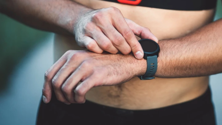 В Китае рабочего незаконно уволили из-за показаний шагомера