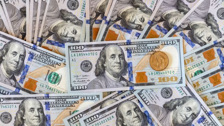 Курс доллара 9 марта 2022: американская валюта снова выросла в цене