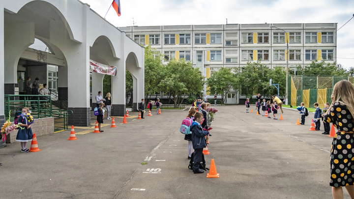 Школьные линейки 1 сентября: В каком формате они пройдут в 2021 году в Новосибирске