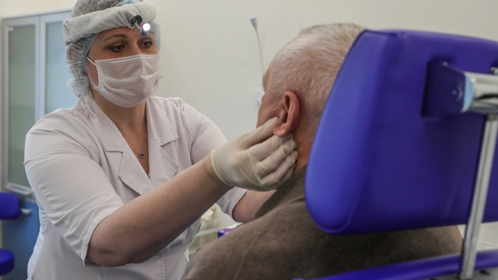 Ученые предложили бороться с глухотой Виагрой