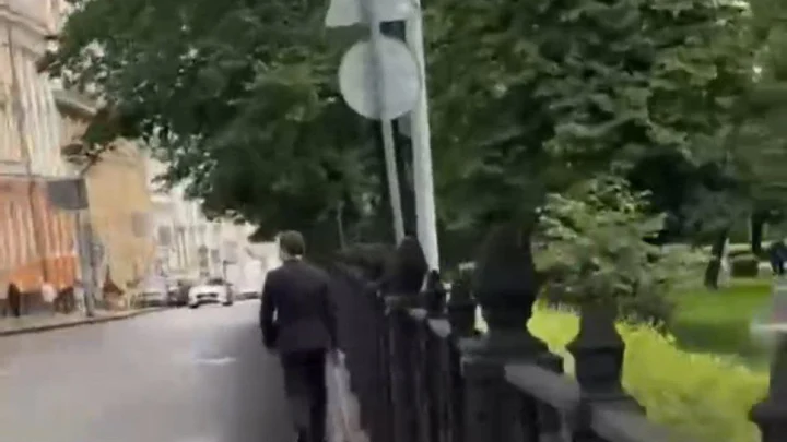 В центре Москвы задержали последователя пикап-гуру Алекса Лесли