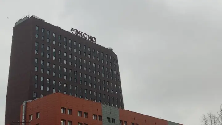 Гендиректора Эксмо задержали по делу о пропаганде ЛГБТ*: в офисе издательства обыски