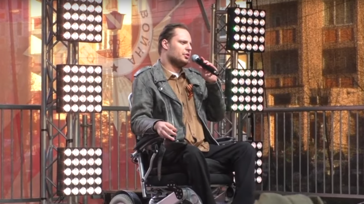 Мать погибшего в «Крокусе» певца-колясочника рассказала о странных совпадениях в тот день