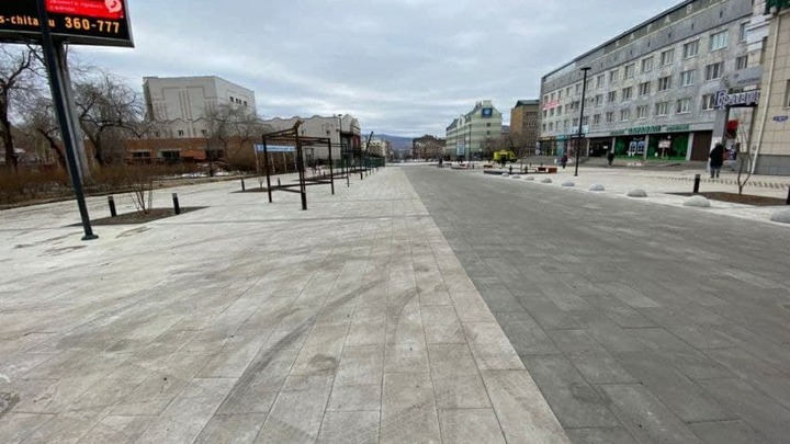 Театральную площадь в Чите открыли после реконструкции