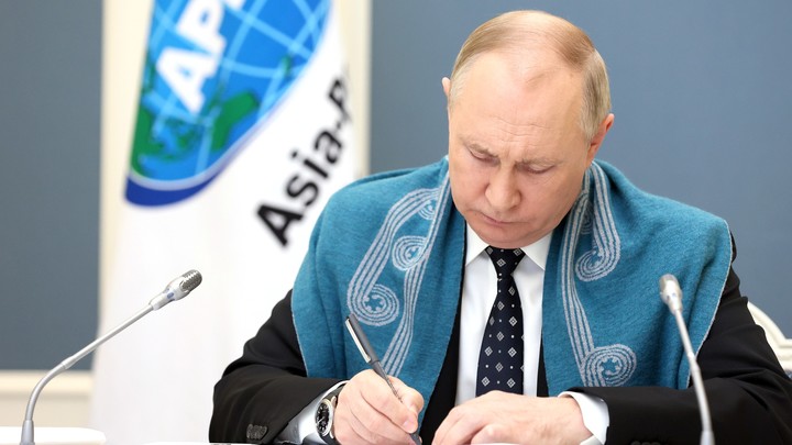 Нижегородская училка Гартман указала на ошибки в речи президента