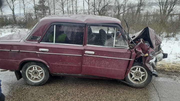 Пять человек пострадали в массовом ДТП на дороге Дивеево-Сатис
