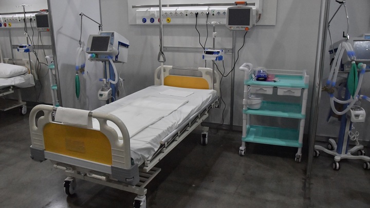 В Нижегородской области коечный фонд ковидных госпиталей уменьшили на тысячу мест