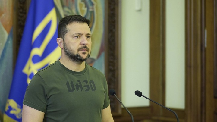 Привяжите эту крысу: Зеленского жестко раскритиковали в Сети за обращение к Западу