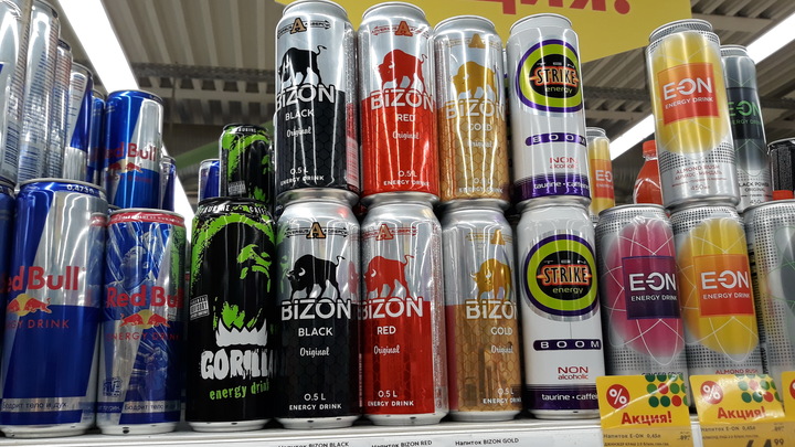 Вредит как алкоголь: Продажу энергетиков детям запретят в Башкирии