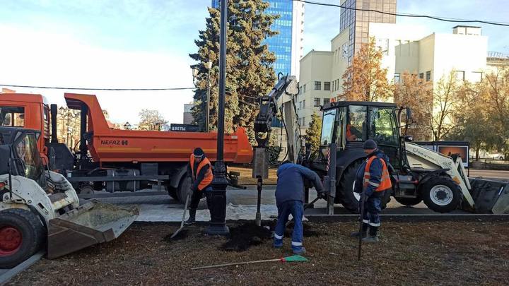 На пешеходной зоне челябинской Кировки установят 100 новых фонарей