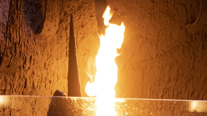 Нападают на военкоматы и управы: Источник сообщил о серии поджогов с коктейлями Молотова