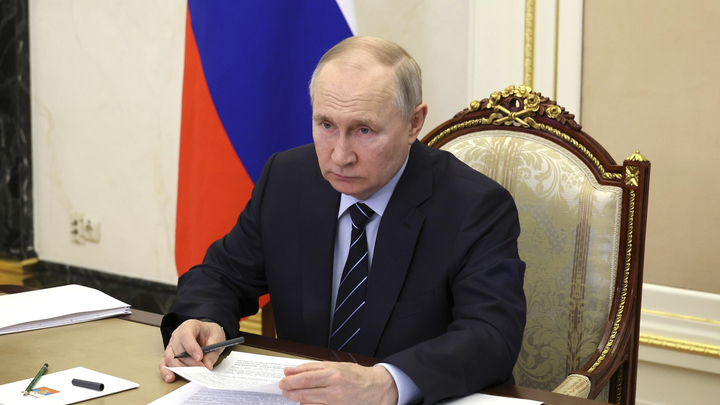 Путин уволил Сыромолотова с должности замглавы МИД России