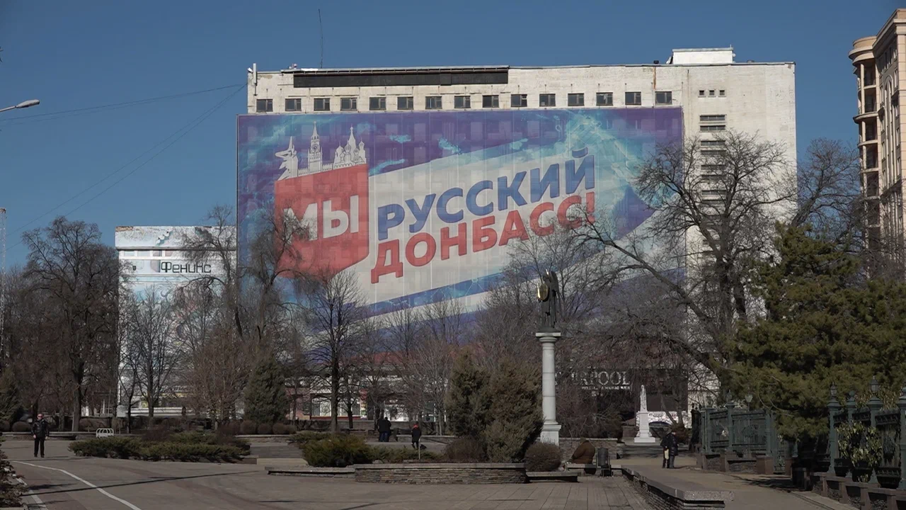 Беглые либералы нашли новый заработок: Как получить паспорт хорошего русского?