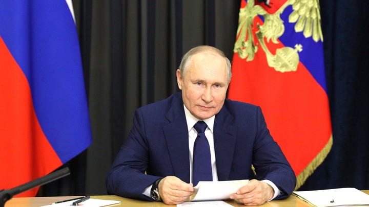 ПМЭФ-2021: Владимир Путин чертит красные линии - онлайн-трансляция