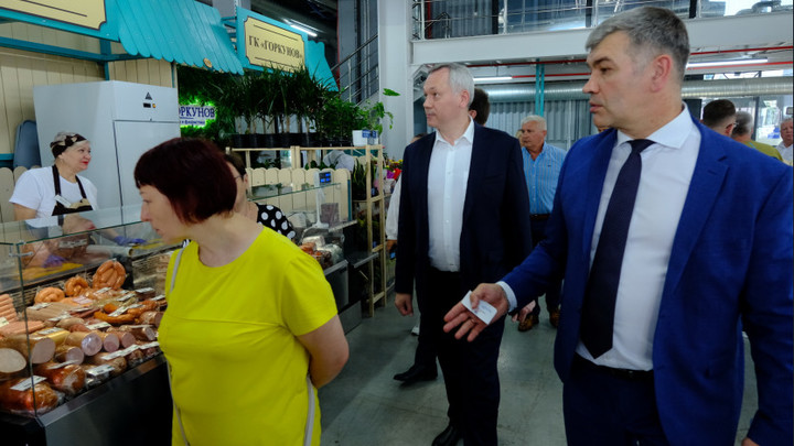 Андрей Травников оценил условия, созданные на новой областной социальной ярмарке