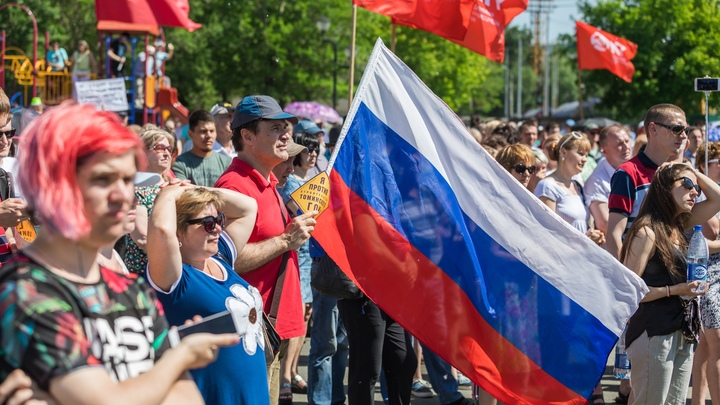 Родителей Курганской области предупредили: ваши дети идут на незаконную акцию