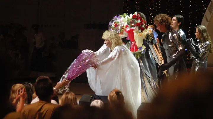 Вместо Баб-стерв - Молитва: Аллегрова полностью поменяла репертуар с началом СВО