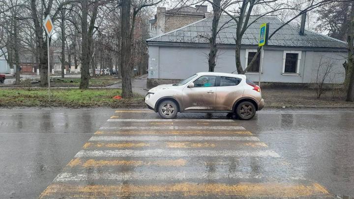 В городе Шахты женщина-водитель сбила на зебре 56-летнюю жительницу города