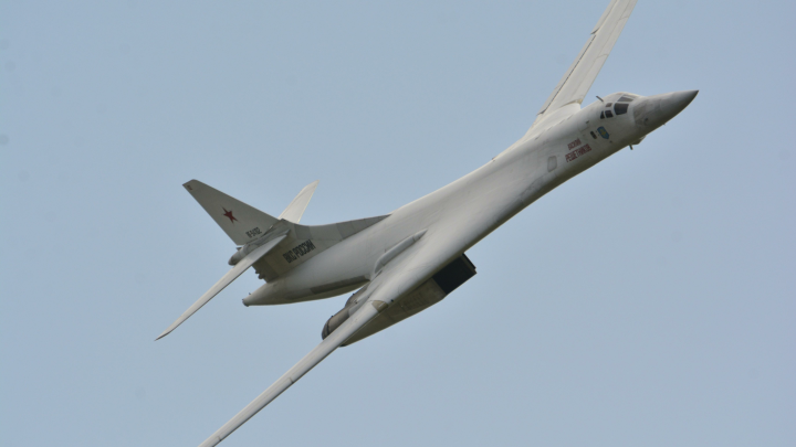 Самолёт Судного дня изменит ход конфликта на Украине. NI: Киеву нечем крыть