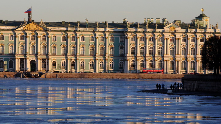 За погоду в Петербурге отвечает скандинавский антициклон: в городе морозно и солнечно