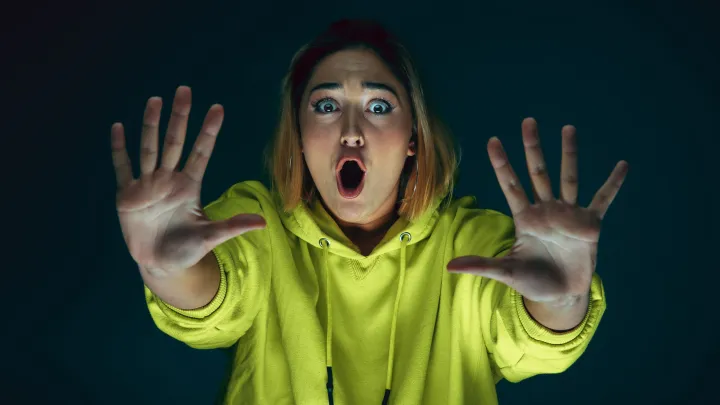 Машинисты метро приняли мужчину на путях за куклу и несколько раз переехали его тело