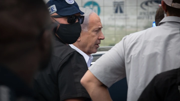 Подлейший удар Израиля. И провальный. Били по ХАМАС, а попали лично по Нетаньяху