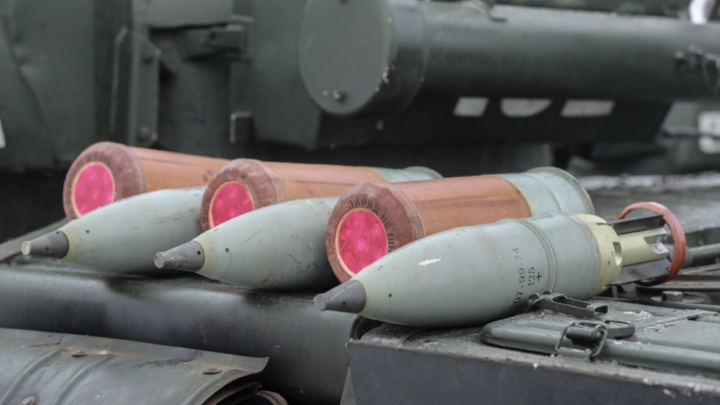 Пустующий посёлок под Донецком поражён: Потребовались планирующие бомбы