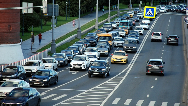 На Камском мосту в Перми из-за ДТП скопилась крупная пробка