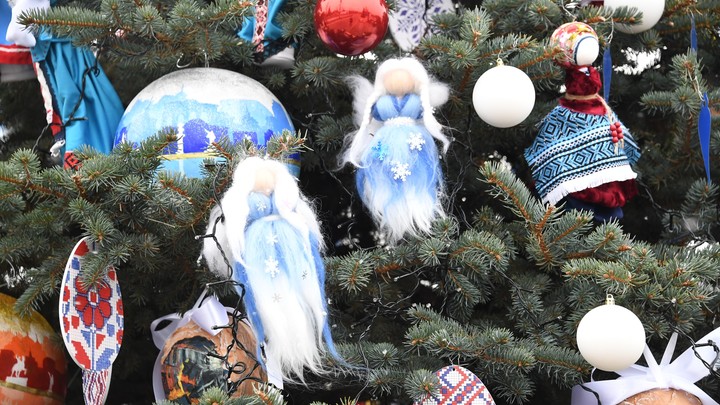 Купить и не прогадать. Как избежать аллергии на искусственную ель?