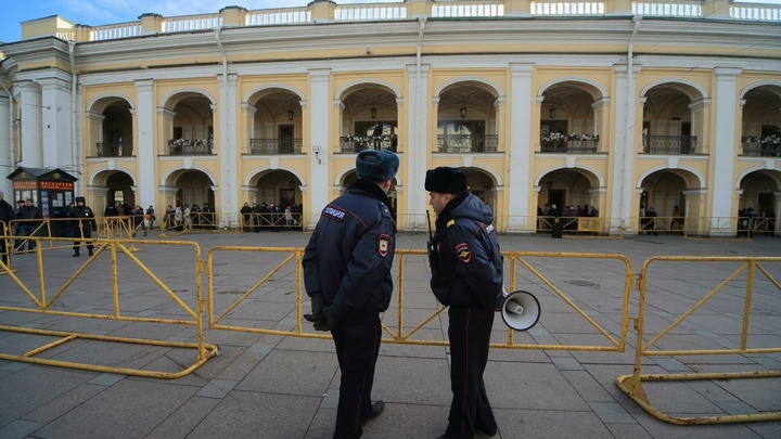 Американские фанатики в Санкт-Петербурге пытались «вразумить» Путина