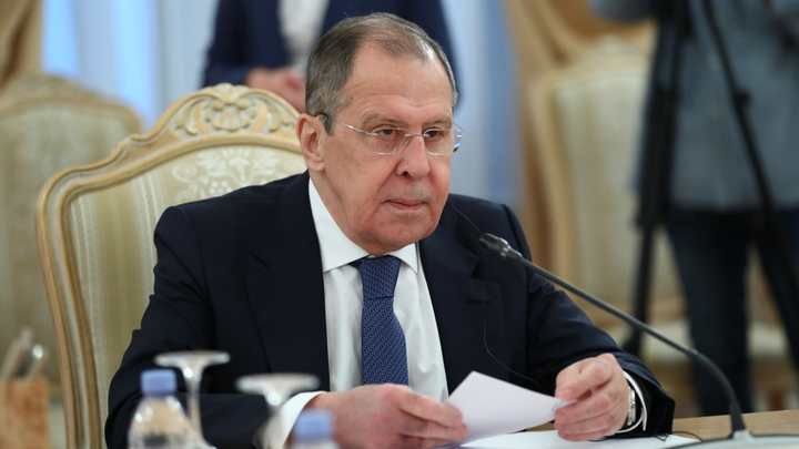 Для меня это очевидно: Лавров рассказал, чьим голосом говорит Тихановская