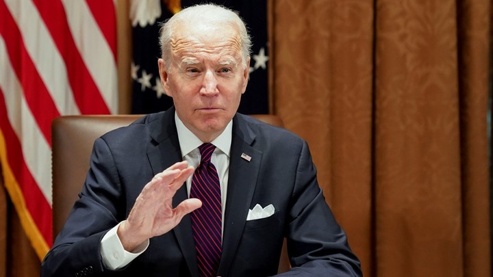 Байден уйдёт в отставку досрочно: Вассерман назвал две главные ошибки президента США