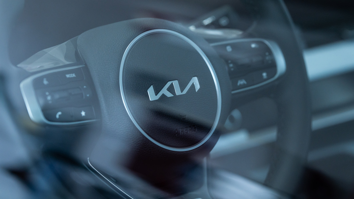 Автомобили марок Hyundai и Kia начали угонять с помощью USB-кабеля
