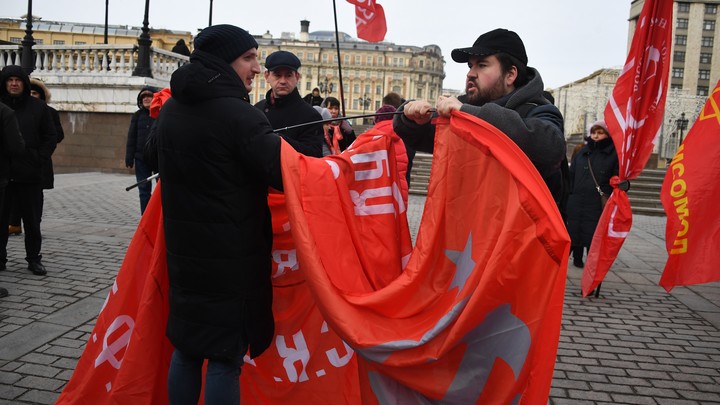 Липецкий депутат-коммунист посетил стендап и посмеялся над пенсионерами