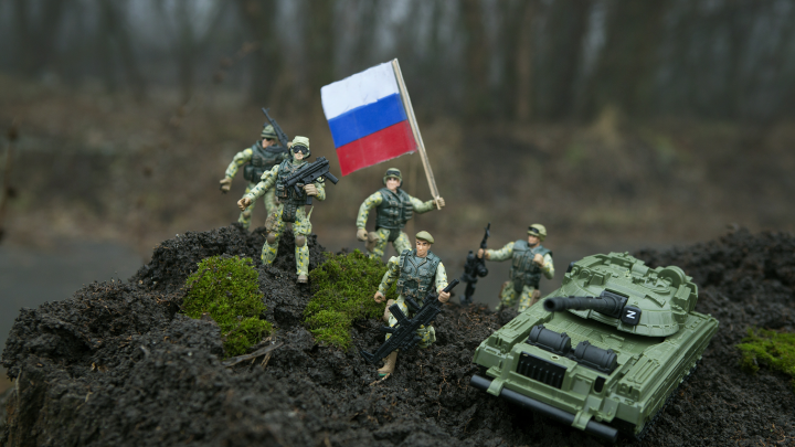 Триколор поднят в центре Суджи: десантники продолжают зачистку города от ВСУ-шников
