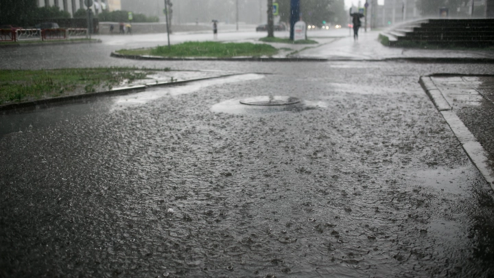 Непогода в Сочи: самолёты ушли на запасные аэродромы