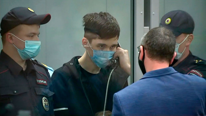 Убийца детей едет в Чёрный дельфин к чувашскому людоеду и тольяттинскому потрошителю