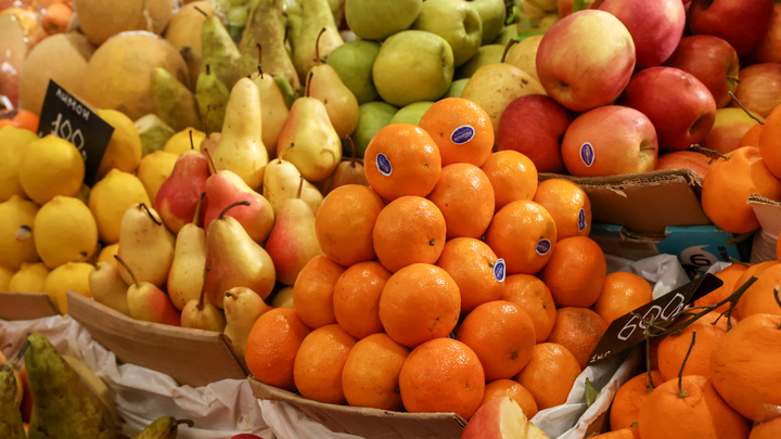Всё с ног на голову: Мандарины по космическим ценам. Чего ждать к Новому году?