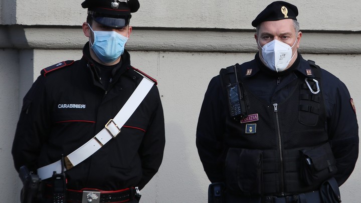 Махинации с вакциной от COVID-19 раскрыли в США