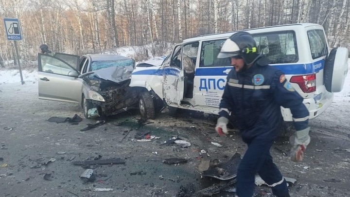 Бастрыкин поручил проверить ДТП с автобусом детской хоккейной команды под Миассом