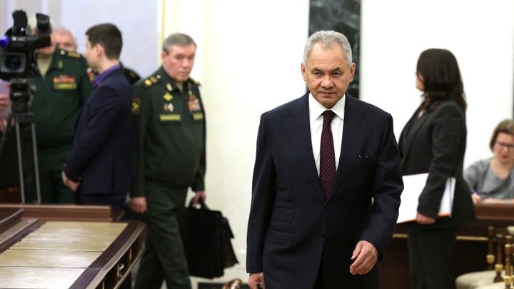 Путин назначил Шойгу координатором оборонно-промышленного комплекса