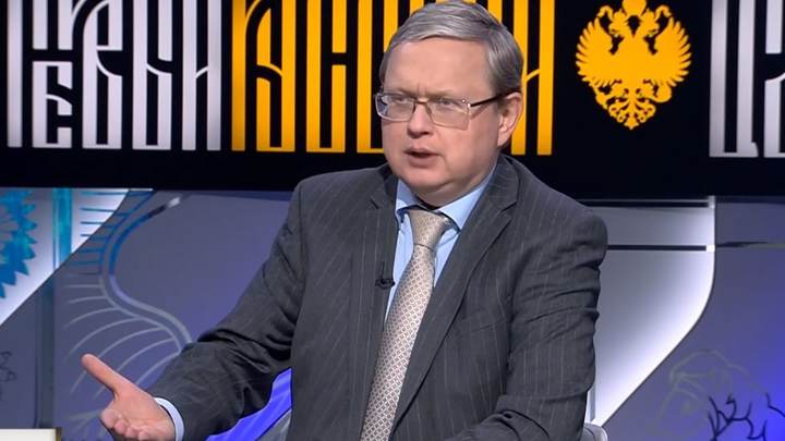Где деньги, Эльвира Сахипзадовна? Делягин ответил цитатой из легендарной комедии