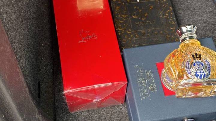 В Ростове полиция и спецназ задержали грабителей на выходе из обворованного дома