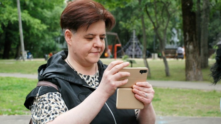 Учителям заплатят за общение с родителями? В Госдуме предложили окупать время в мессенджерах