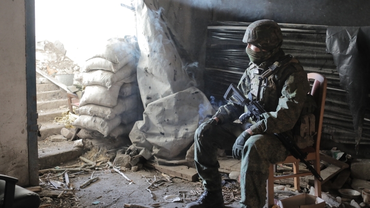 Русский сапёр в одиночку три недели оборонял позицию от ВСУ, питаясь луком